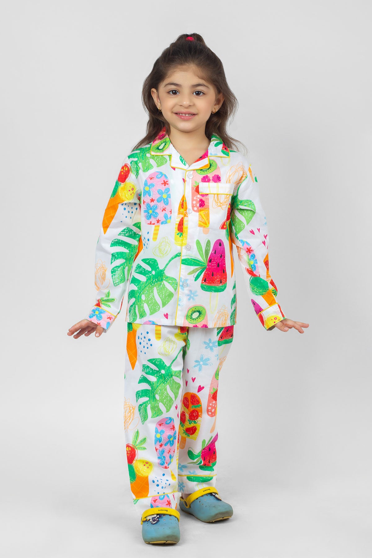 Cheerful Summery Colours Printed Girls Nightsuit Set