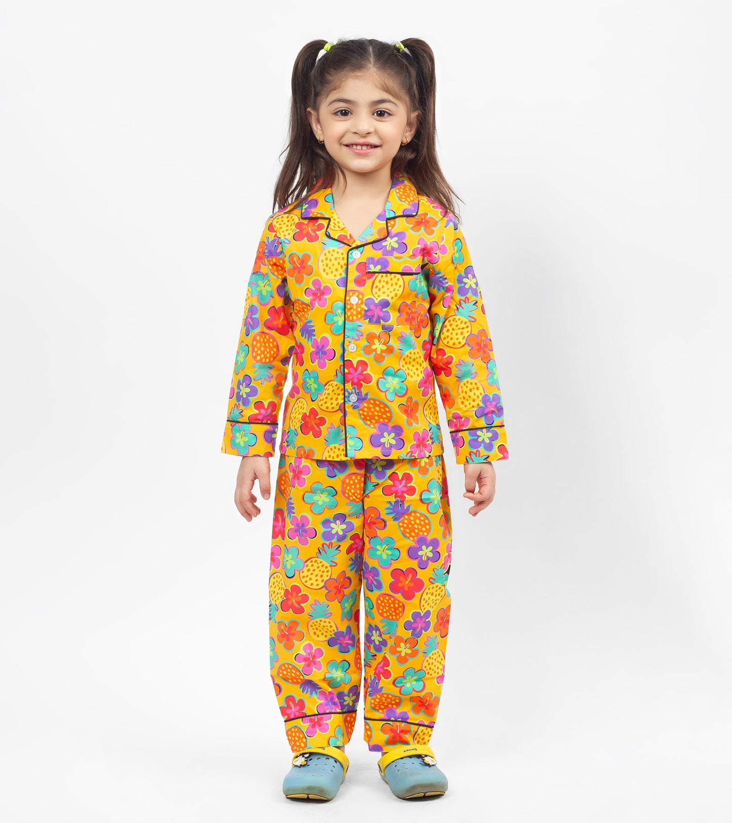 Colorful flowers Printed Girls Nightsuit Set