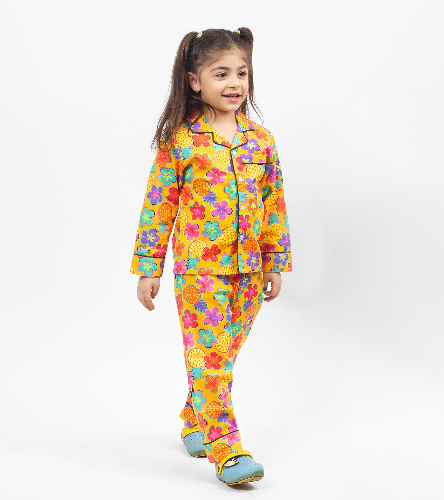 Colorful flowers Printed Girls Nightsuit Set