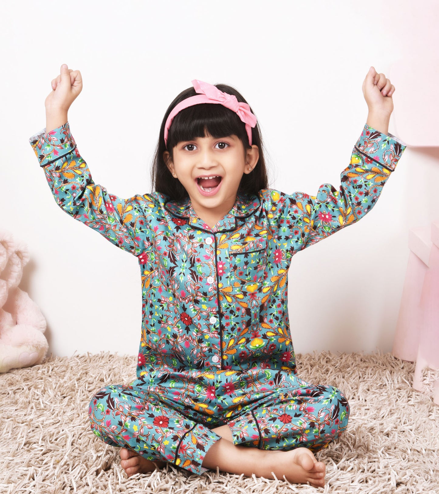 Indiana Motif Printed Girls Nightsuit Set