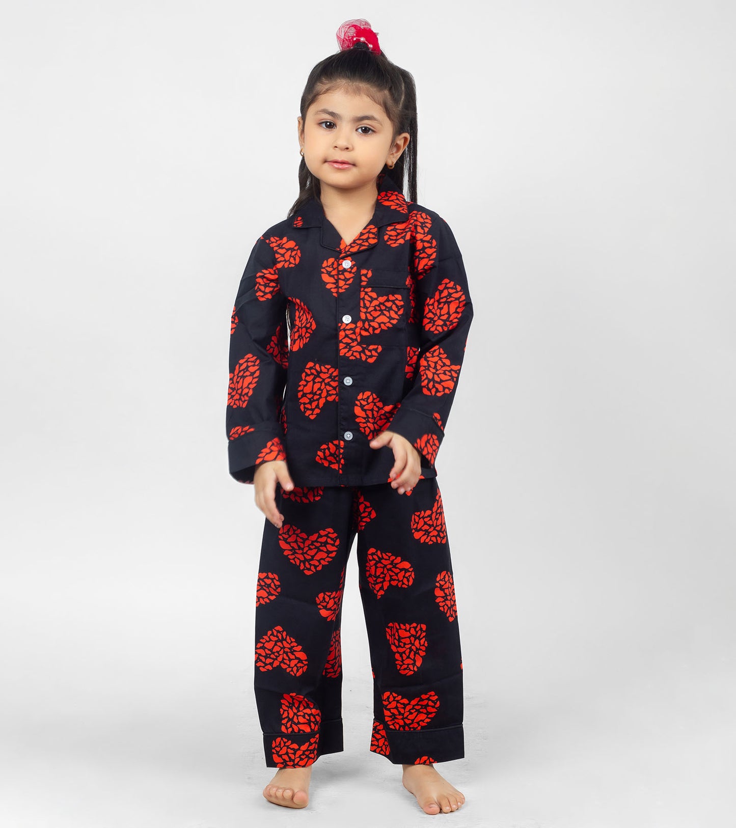 Love art Printed Girls Nightsuit Set