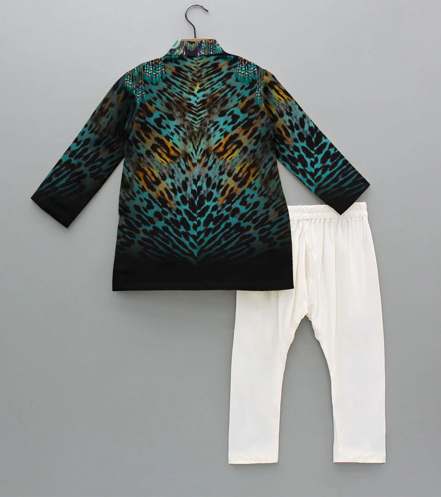 Neckline Printed Pure Cotton Kurta And Pyjama