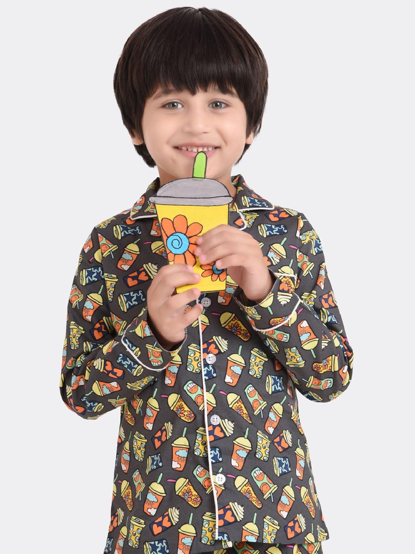 Colour Sipper Printed Nightsuit Set