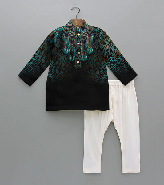 Neckline Printed Pure Cotton Kurta And Pyjama